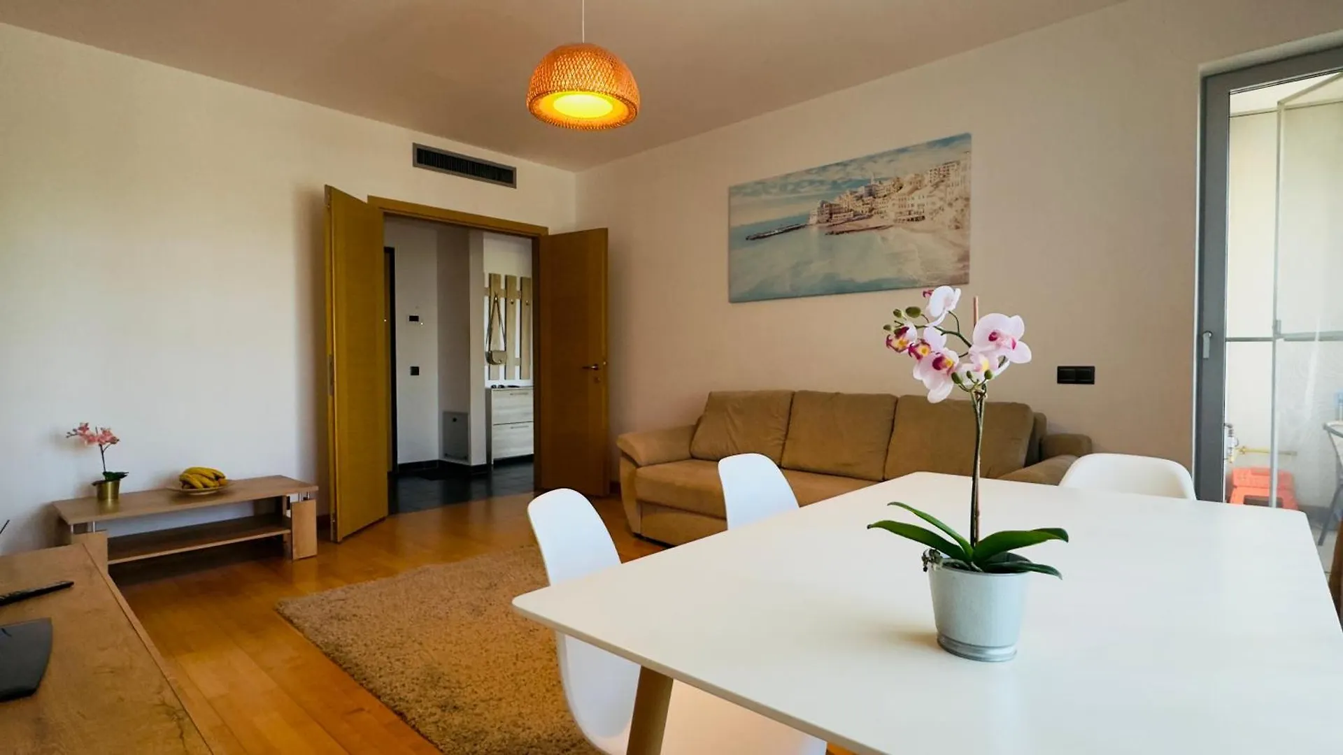 בוקרשט Bright & Cozy City Retreat! דירה
